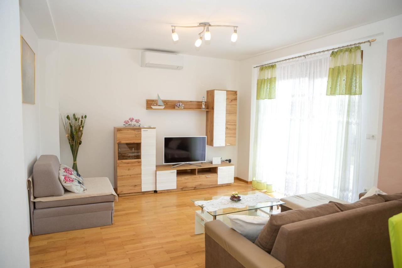 Apartment Andric Цриквеница Экстерьер фото